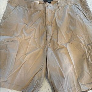 Men's Classic Tan Cargo Shorts